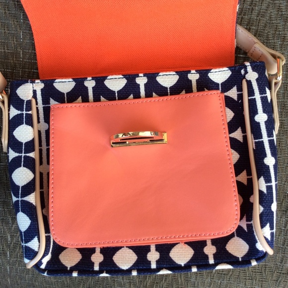 ❌SOLD❌ Spartina Linen and Leather Crossbody Bag - Picture 8 of 11